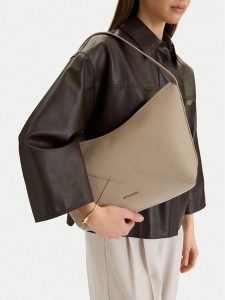 GINO ROSSI Torebka C-LDA8558 Szary. Szare torebki klasyczne Gino Rossi, bez wzorów, z materiału, bez dodatków. Za 199,99 zł.