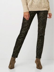 Rosner Spodnie "Perfect Shape" w kolorze khaki rozmiar: 46. Brązowe rurki Rosner, z materiału. Za 152,99 zł.