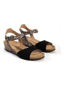 BACKSUN Sandały "Alto" w kolorze czarnym na koturnie rozmiar: 40. Czarne sandały Backsun, bez wzorów, z otwartym noskiem, bez obcasa, na koturnie, bez zapięcia. Za 173,99 zł.