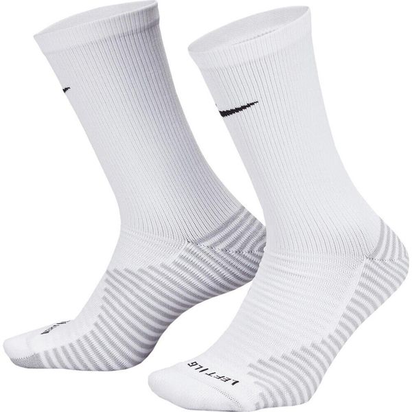 Skarpety sportowe uniseks Nike Strike Crew WC22. Białe skarpetki Nike, bez wzorów. Za 50,99 zł.