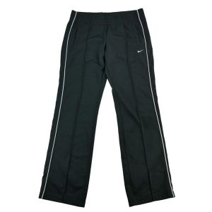 Second life - Damskie czarne spodnie dresowe - Stan bardzo dobry. Czarne spodnie dresowe Nike, bez wzorów, z dresówki. Za 106,46 zł.