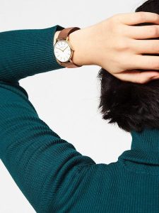 Liebeskind Zegarek kwarcowy w kolorze złoto-jasnobrązowo-białym rozmiar: onesize. Brązowe, analogowe zegarki Liebeskind. Za 357,63 zł.