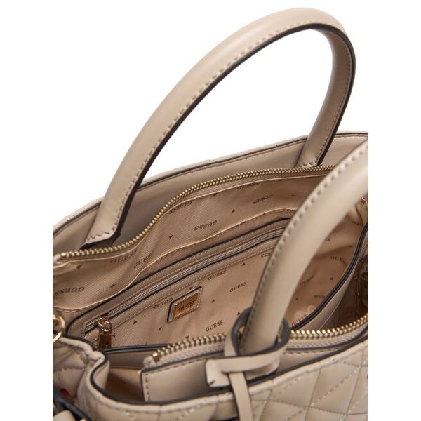 Torebka Guess. Brązowe kuferki Guess, z aplikacjami, bez dodatków. Za 619,99 zł.