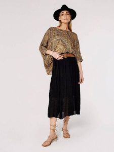 Apricot Spódnica w kolorze czarnym rozmiar: S. Czarne spódnice Apricot, na co dzień, s, bez wzorów, ze skóry, maxi. Za 69,99 zł.