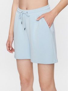 Moss Copenhagen Szorty materiałowe 17476 Błękitny Basic Fit. Niebieskie szorty Moss Copenhagen, bez wzorów, z materiału. Za 229,99 zł.