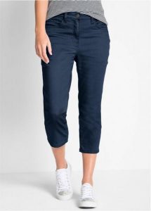 Jeansy straight, mid waist, z wygodnym pasem, z mieszanki bawełny. Zielone spodnie z wysokim stanem bonprix, bez wzorów, z bawełny. Za 122,99 zł.