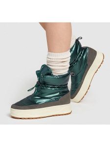 Pepe Jeans FOOTWEAR Botki zimowe "Kore" w kolorze zielonym rozmiar: 41. Zielone botki Pepe Jeans FOOTWEAR, na zimę, bez wzorów, z jeansu, bez obcasa, na platformie, bez zapięcia. Za 228,38 zł.