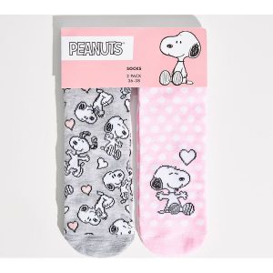 Skarpetki Snoopy - Różowy. Skarpetki marki Sinsay. W wyprzedaży za 7,99 zł.