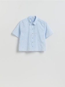 Ażurowa koszula - jasnoniebieski. Niebieskie koszule Reserved, l, w ażurowe wzory, z bawełny, bez kołnierzyka, bez ramiączek. Za 109,99 zł.