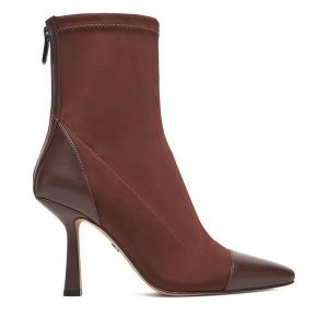 Botki Nine West. Brązowe botki Nine West, bez wzorów, bez obcasa, na szpilce, bez zapięcia. Za 219,99 zł.