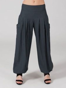 Aller Simplement Spodnie w kolorze antracytowym rozmiar: 34-38. Czarne spodnie z wysokim stanem Aller Simplement, bez wzorów, z materiału, z podwyższonym stanem. Za 43,99 zł.