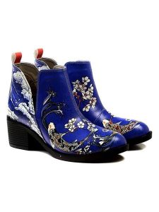 Goby Botki w kolorze niebieskim ze wzorem rozmiar: 37. Niebieskie botki Goby, bez wzorów, z materiału, bez obcasa, bez zapięcia. Za 347,99 zł.