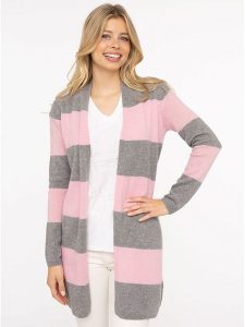 Zwillingsherz Kaszmirowy kardigan w kolorze jasnoróżowo-szarym rozmiar: L. Różowe kardigany Zwillingsherz, l, bez wzorów, z kaszmiru, bez ramiączek. Za 459,04 zł.