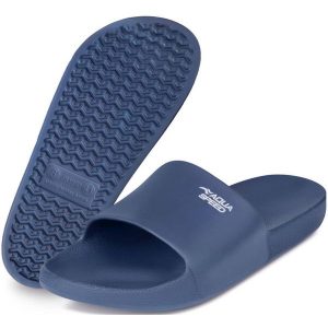 Klapki basenowe Aqua Speed Ohio. Czarne klapki Aqua-Speed, bez wzorów, bez obcasa. Za 59,99 zł.