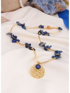 L'Atelier de Gaia Pozłacany naszyjnik z elementami ozdobnymi - dł. 45 cm rozmiar: onesize. Niebieskie naszyjniki L'Atelier de Gaia, z lazurytem, pozłacane. Za 43,99 zł.