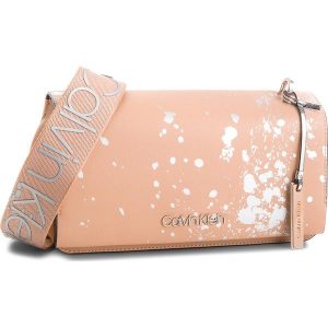 Torebka CALVIN KLEIN - Ck Candy Shoulder Sp K60K604379 901. Torebki klasyczne marki Calvin Klein. W wyprzedaży za 409,00 zł.