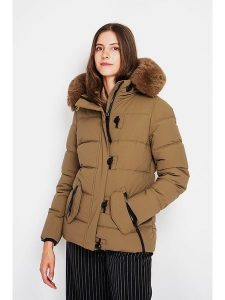 ASSUILI Kurtka pikowana w kolorze jasnobrązowym rozmiar: 42. Brązowe kurtki Assuili, bez wzorów, bez kaptura. Za 346,99 zł.