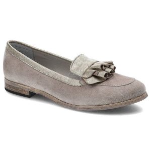 Szare Półbuty Karino Eleganckie Skórzane Buty Damskie. Szare półbuty Karino, z aplikacjami, ze skóry, bez obcasa, na obcasie, bez zapięcia. Za 209,00 zł.