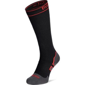Skarpety wodoszczelne Bridgedale StormSock Heavy Knee. Czarne skarpetki Bridgedale, bez wzorów. Za 209,99 zł.
