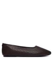 Calvin Klein Baleriny Oblique Ballerina Cut Lth HW0HW03033 Bordowy. Czerwone balerinki Calvin Klein, bez wzorów, ze skóry, bez obcasa, bez zapięcia. Za 449,99 zł.