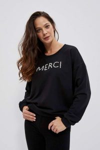 Bluza z napisem. Bluzy MOODO, l, bez wzorów, z bawełny, bez kaptura. W wyprzedaży za 59,99 zł.