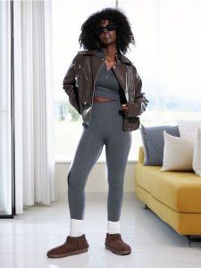 Legginsy - szary. Szare legginsy Sinsay, bez wzorów, z podwyższonym stanem. W wyprzedaży za 29,99 zł.