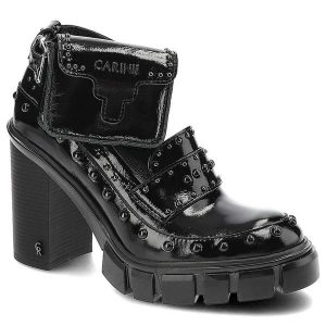 Półbuty damskie Carinii, lakierowana cholewka z dekoracyjnymi nitami regulowany pasek z klapą stabilny wysoki obcas, czarne, B7934-070-000-000-E98. Czarne półbuty Carinii, bez wzorów, z lakierowanej skóry, bez obcasa, na obcasie, bez zapięcia. Za 390,00 zł.