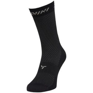 Skarpety SILVINI Unisex Socks PIETORE. Czarne skarpetki SILVINI, bez wzorów. W wyprzedaży za 59,49 zł.