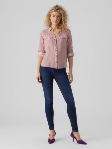 Vero Moda Koszula w kolorze różowym rozmiar: S. Różowe koszule Vero Moda, s, bez wzorów, z wiskozy, bez kołnierzyka, bez ramiączek. Za 57,06 zł.