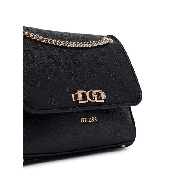 Torebka Guess. Czarne listonoszki Guess, z aplikacjami, bez dodatków. Za 569,99 zł.
