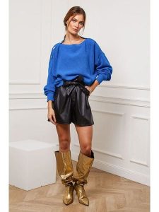 Joséfine Sweter "Burny" w kolorze niebieskim rozmiar: M. Niebieskie swetry oversize Joséfine, m, bez wzorów, z kaszmiru, bez ramiączek. Za 187,99 zł.