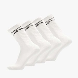 Skarpety sportowe Swedemount Sport Socks 4-Pack szybkoschnące. Białe skarpetki SWEDEMOUNT, bez wzorów, z tkaniny. W wyprzedaży za 53,99 zł.