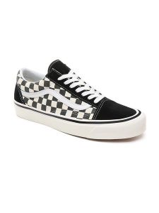 Vans Skórzane sneakersy w kolorze czarno-białym rozmiar: 36,5. Białe trampki Vans, bez wzorów, za kostkę, bez zapięcia. Za 162,49 zł.