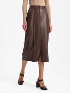 BGN Spódnica w kolorze ciemnobrązowym rozmiar: 34. Brązowe spódnice BGN, na co dzień, bez wzorów, midi. Za 121,95 zł.