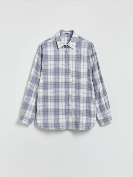 Bawełniana koszula w kratę - jasnoniebieski. Niebieskie koszule Reserved, l, bez wzorów, z bawełny, bez kołnierzyka, bez ramiączek. Za 99,99 zł.