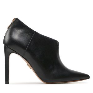 Botki Baldowski. Czarne botki Baldowski, bez wzorów, bez obcasa, na szpilce, bez zapięcia. Za 479,99 zł.