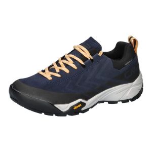 Buty podejściowe damskie CMP Mintaka WP. Czarne buty trekkingowe CMP, bez zapięcia. W wyprzedaży za 329,99 zł.