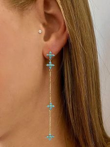 Les Favorites Pozłacane kolczyki-wkrętki z kamieniami ozdobnymi rozmiar: onesize. Żółte kolczyki Les Favorites, pozłacane. Za 121,99 zł.