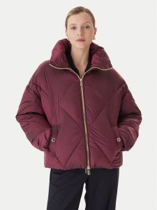 LOLA CASADEMUNT Kurtka zimowa MF2501007 Bordowy Oversize. Czerwone kurtki LOLA CASADEMUNT, na zimę, l, bez wzorów, z syntetyku, bez kaptura. Za 579,99 zł.