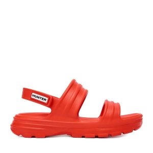 Sandały Hunter. Czerwone sandały Hunter, bez wzorów, bez obcasa, na płaskiej podeszwie, bez zapięcia. Za 139,99 zł.