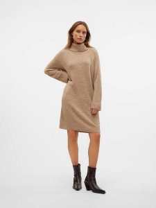 Vero Moda Sukienka dzianinowa w kolorze beżowym rozmiar: S. Brązowe sukienki Vero Moda, na co dzień, s, bez wzorów, z dzianiny, bez kołnierzyka, bez ramiączek, midi, proste. Za 118,95 zł.