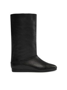 Balagan Botki Sasha Czarny. Czarne botki Balagan, bez wzorów, ze skóry, bez obcasa, na płaskiej podeszwie, bez zapięcia. Za 539,99 zł.