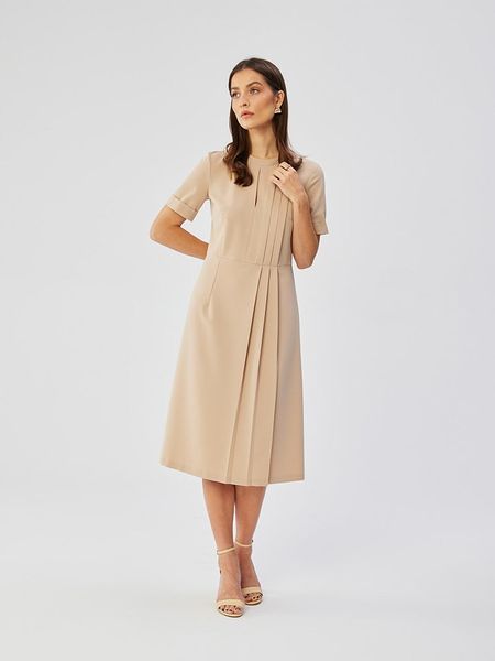 Stylove Sukienka w kolorze beżowym rozmiar: L. Brązowe sukienki Stylove, na co dzień, l, bez wzorów, bez kołnierzyka, bez ramiączek, midi, proste. Za 170,87 zł.