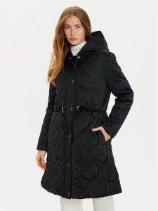 Guess Parka Maite W4BL56 WGL30 Czarny Regular Fit. Czarne kurtki Guess, xs, z aplikacjami, z syntetyku, bez kaptura. Za 559,99 zł.
