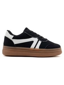 C'M Sneakersy w kolorze biało-czarnym rozmiar: 39. Białe trampki C'M, bez wzorów, bez zapięcia. Za 105,38 zł.