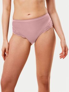 Triumph Figi klasyczne z wysokim stanem Ladyform Soft Maxi 10210671 Różowy. Czerwone figi Triumph, bez wzorów, z syntetyku. Za 89,99 zł.