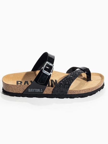 BAYTON Japonki "Diane" w kolorze czarnym rozmiar: 40. Czarne klapki Bayton, bez wzorów, z otwartym noskiem, bez obcasa. Za 169,95 zł.