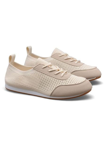 C'M Sneakersy w kolorze beżowym rozmiar: 40. Brązowe trampki C'M, bez wzorów, z materiału, bez zapięcia. Za 129,95 zł.