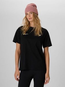 4F T-shirt loose z nadrukiem damski - czarny S. Czarne t-shirty 4f, m, bez wzorów, z bawełny, bez kołnierzyka, bez ramiączek. Za 79,99 zł.