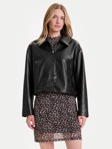 ONLY Kurtka z imitacji skóry Nicki 15356871 Czarny Regular Fit. Czarne kurtki ONLY, m, bez wzorów, ze skóry, bez kaptura. Za 169,99 zł.